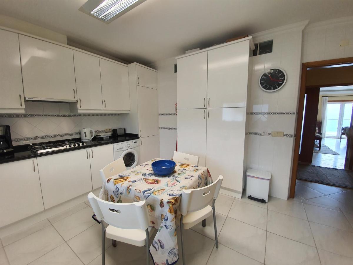 Nazare Apartamento Em Frente Ao Mar Ngoại thất bức ảnh