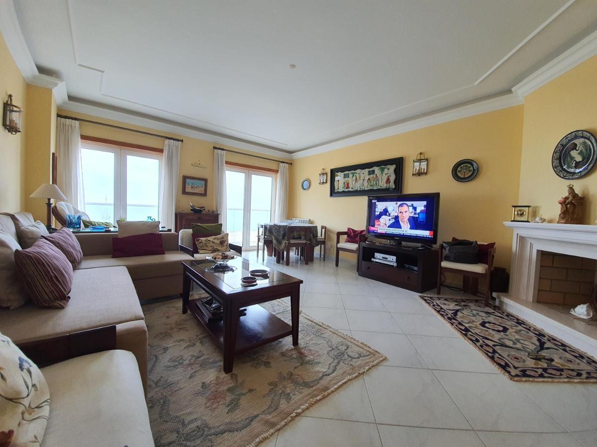Nazare Apartamento Em Frente Ao Mar Ngoại thất bức ảnh