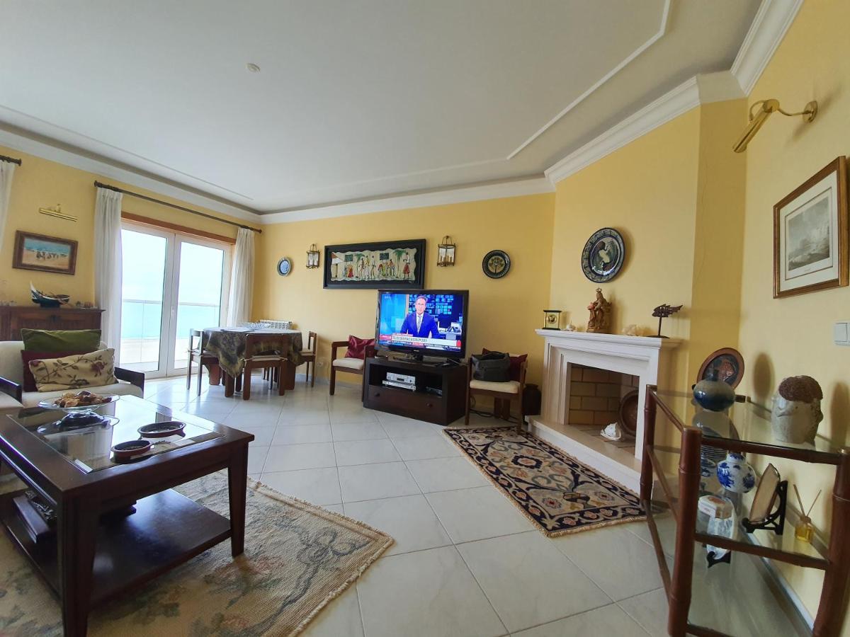 Nazare Apartamento Em Frente Ao Mar Ngoại thất bức ảnh